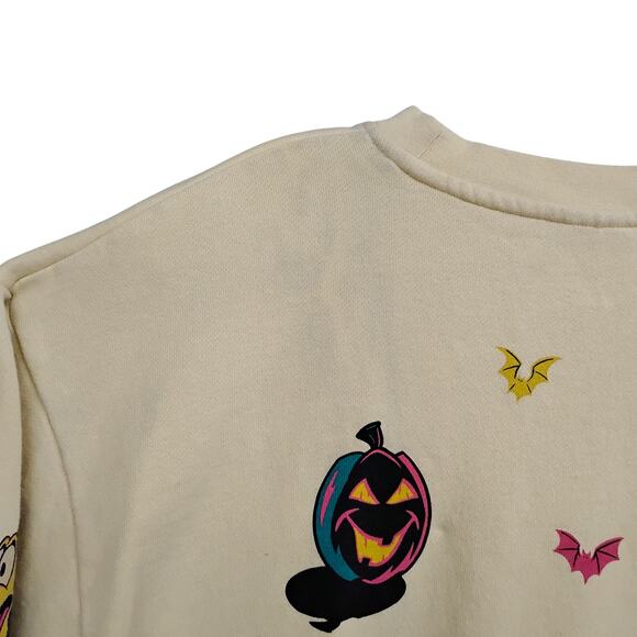 Disney Halloween Graphic Sweatshirt Size Large Crewneck Pale Yellow - Picture 10 of 11